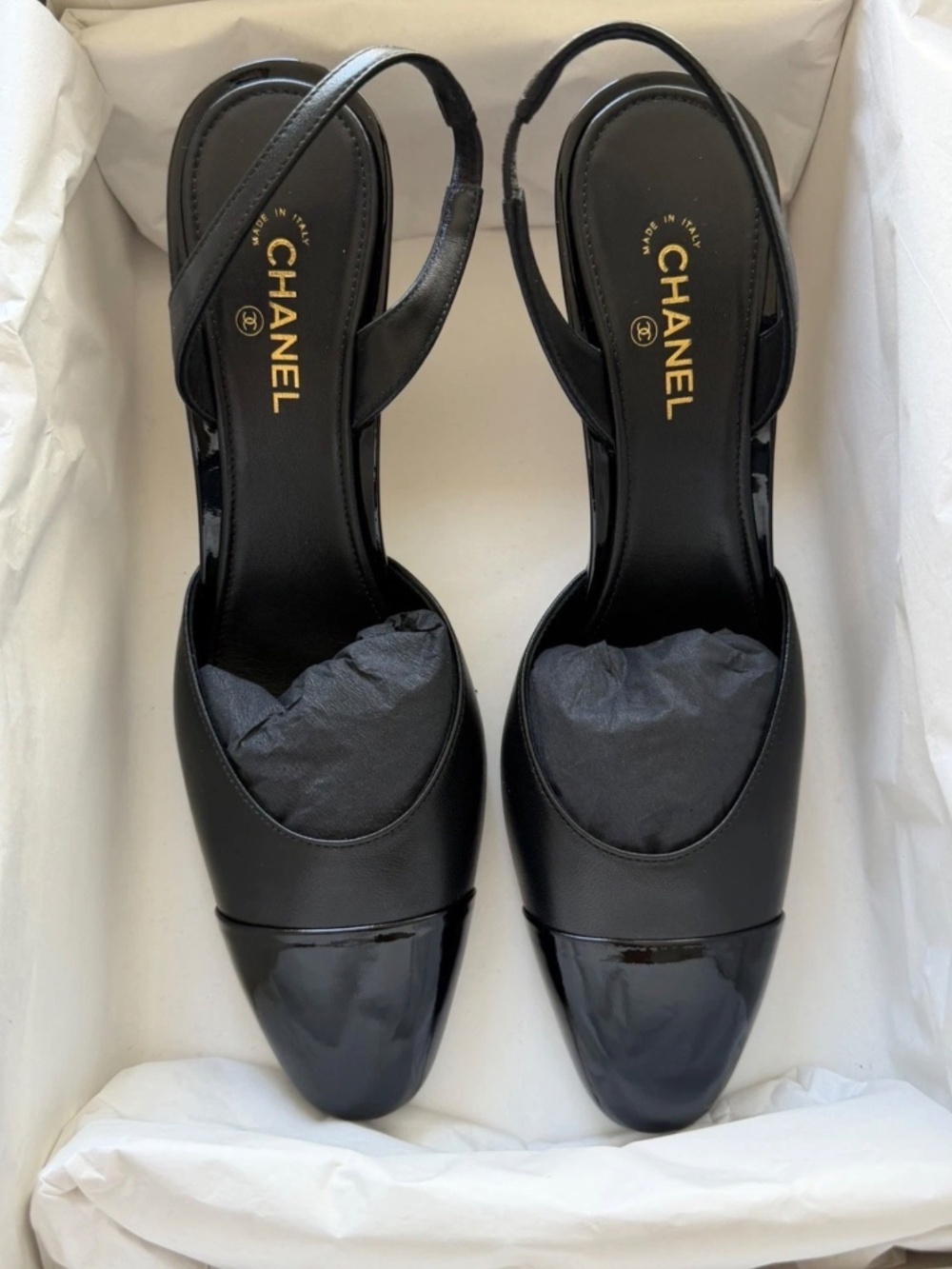 CHANEL Metiers D’art 26A Apple Slingback Heels 38 Rare NYC Metiers Dart - Picture 2 of 5